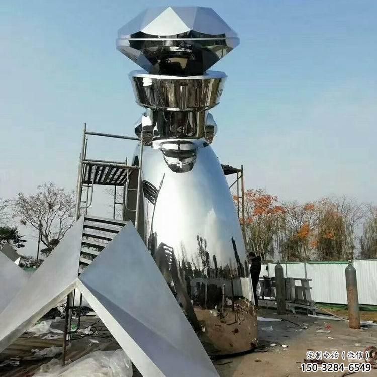 戒指雕塑，房地產鏡面不銹鋼戒指雕塑廠家