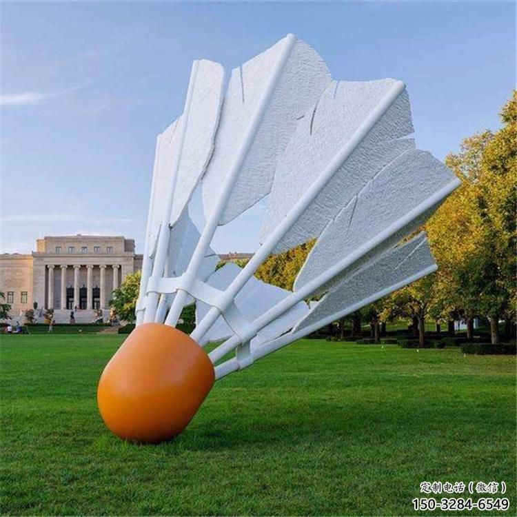 田間羽毛球雕塑 彩繪仿真雕塑 園林擺件 田間羽毛球雕塑 彩繪仿真雕塑 園林擺件