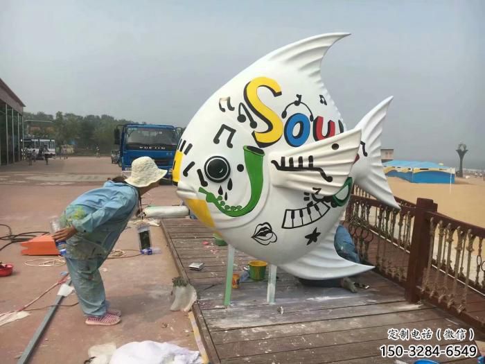 玻璃鋼售樓處金魚雕塑 商業街仿真雕塑 海洋生物擺件 玻璃鋼售樓處金魚雕塑 商業街仿真雕塑 海洋生物擺件