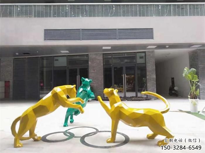 公園不銹鋼豹子雕塑廠家 酒店門口雕塑 彩繪擺件 公園不銹鋼豹子雕塑廠家 酒店門口雕塑 彩繪擺件