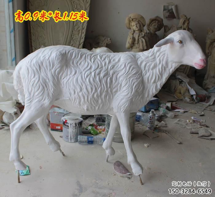 園林山羊雕塑廠家 田間彩繪雕塑 仿真擺件 園林山羊雕塑廠家 田間彩繪雕塑 仿真擺件