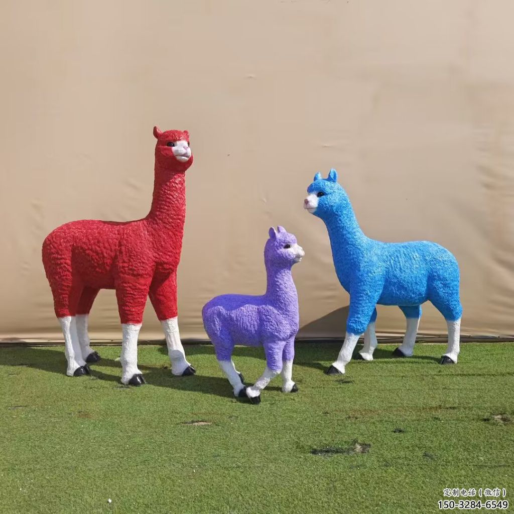 彩繪玻璃鋼綿羊雕塑廠家，動物景觀，園林小品