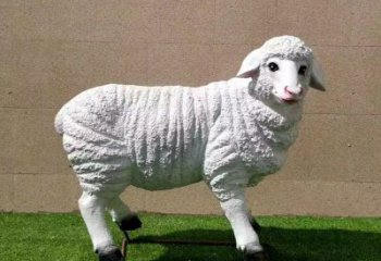彩繪玻璃鋼綿羊雕塑廠家，動物景觀，廣場仿真小品