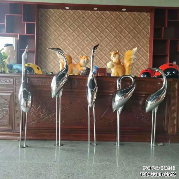 大型不銹鋼丹頂鶴雕塑 步行街宣傳雕塑 仿真擺件 大型不銹鋼丹頂鶴雕塑 步行街宣傳雕塑 仿真擺件