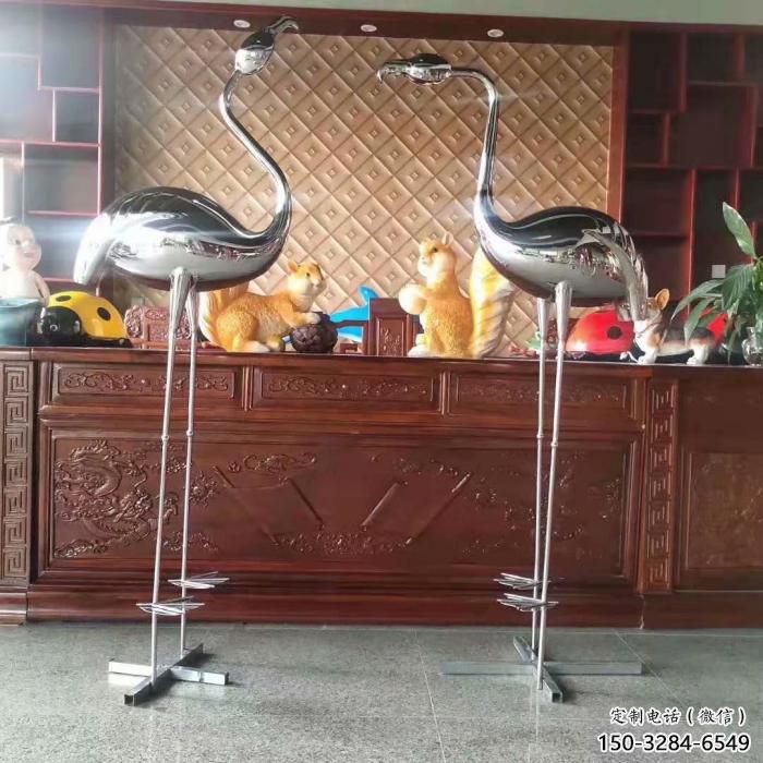 商場鏡面丹頂鶴雕塑 仿真動物雕塑 店門口小品 商場鏡面丹頂鶴雕塑 仿真動物雕塑 店門口小品