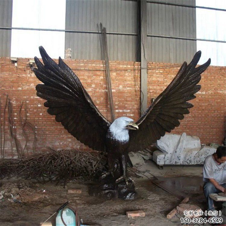 大型玻璃鋼老鷹雕塑 步行街宣傳雕塑 仿真擺件 大型玻璃鋼老鷹雕塑 步行街宣傳雕塑 仿真擺件