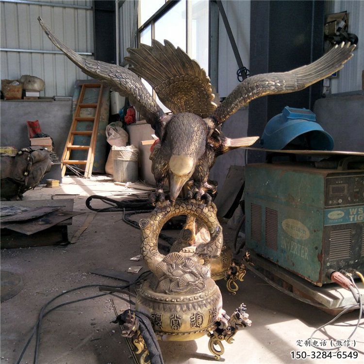 鑄銅仿古老鷹雕塑 庭院彩繪雕塑 田間小品 鑄銅仿古老鷹雕塑 庭院彩繪雕塑 田間小品