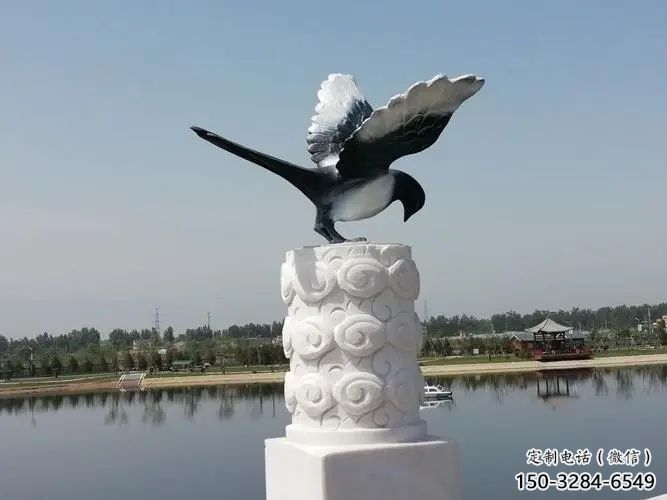 商業街玻璃鋼喜鵲雕塑 售樓處雕塑 動物擺件 商業街玻璃鋼喜鵲雕塑 售樓處雕塑 動物擺件
