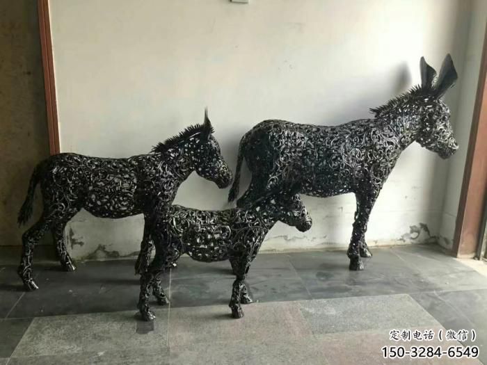 園林毛驢雕塑廠家 田間彩繪雕塑 仿真擺件 園林毛驢雕塑廠家 田間彩繪雕塑 仿真擺件