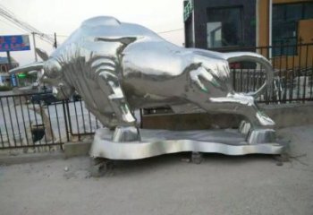 校園小牛雕塑，可愛(ài)題材，鏡面工藝