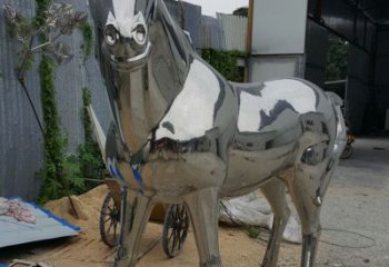 景區(qū)戰(zhàn)馬雕塑，動(dòng)物主題，彩繪工藝