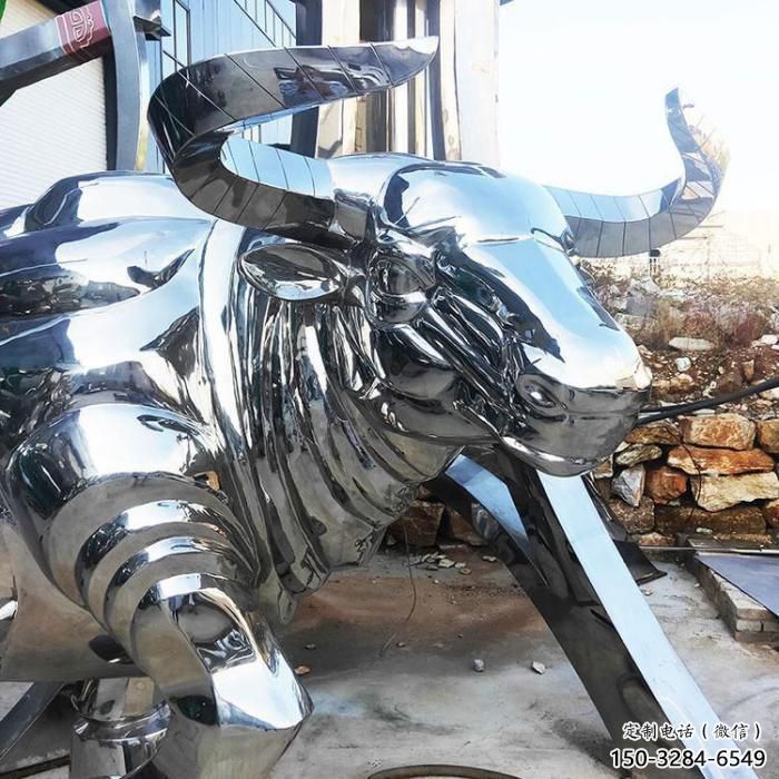 景區犀牛雕塑,鍍金歐式雕塑,鐵藝材質 景區犀牛雕塑,鍍金歐式雕塑,鐵藝材質