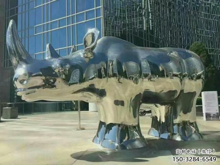 幼兒園犀牛雕塑，鐵藝文化雕塑，鑄造制作