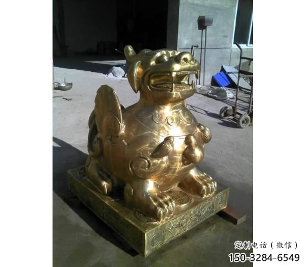 景區(qū)貔貅雕塑,鍍金歐式雕塑,鐵藝材質(zhì) 景區(qū)貔貅雕塑,鍍金歐式雕塑,鐵藝材質(zhì)
