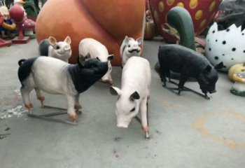 公園野豬雕塑,噴砂發光雕塑,鑄銅工藝