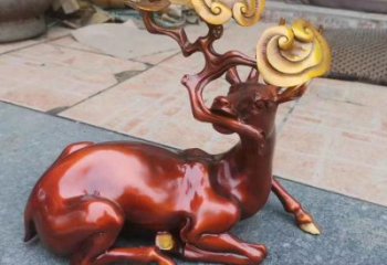 園林馴鹿雕塑，噴漆運(yùn)動(dòng)雕塑，網(wǎng)格形式