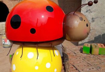 庭院蟲子雕塑，鍍金歐式雕塑，網(wǎng)格形式