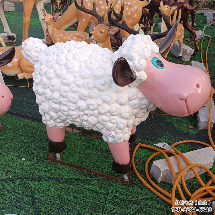 售樓部小羊雕塑，噴砂發光雕塑，彩繪題材