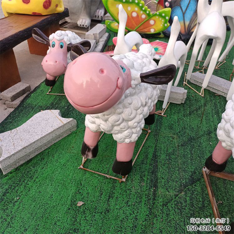 幼兒園小羊雕塑,鐵藝文化雕塑,鑄造制作 幼兒園小羊雕塑,鐵藝文化雕塑,鑄造制作