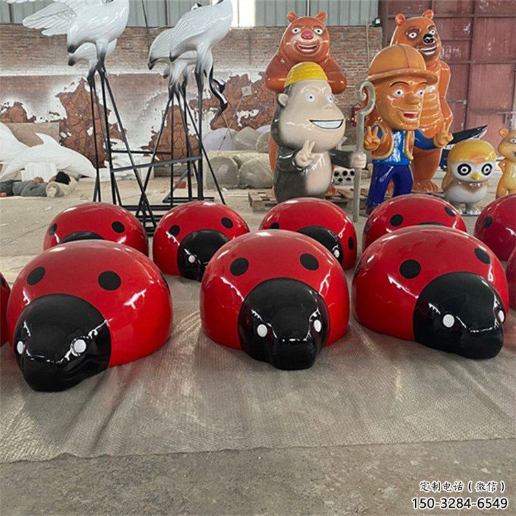 景區瓢蟲雕塑，鍍金歐式雕塑，鐵藝材質