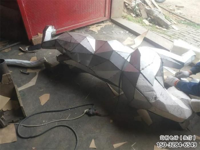 操場獵豹雕塑,仿真動物雕塑,噴砂制造 操場獵豹雕塑,仿真動物雕塑,噴砂制造