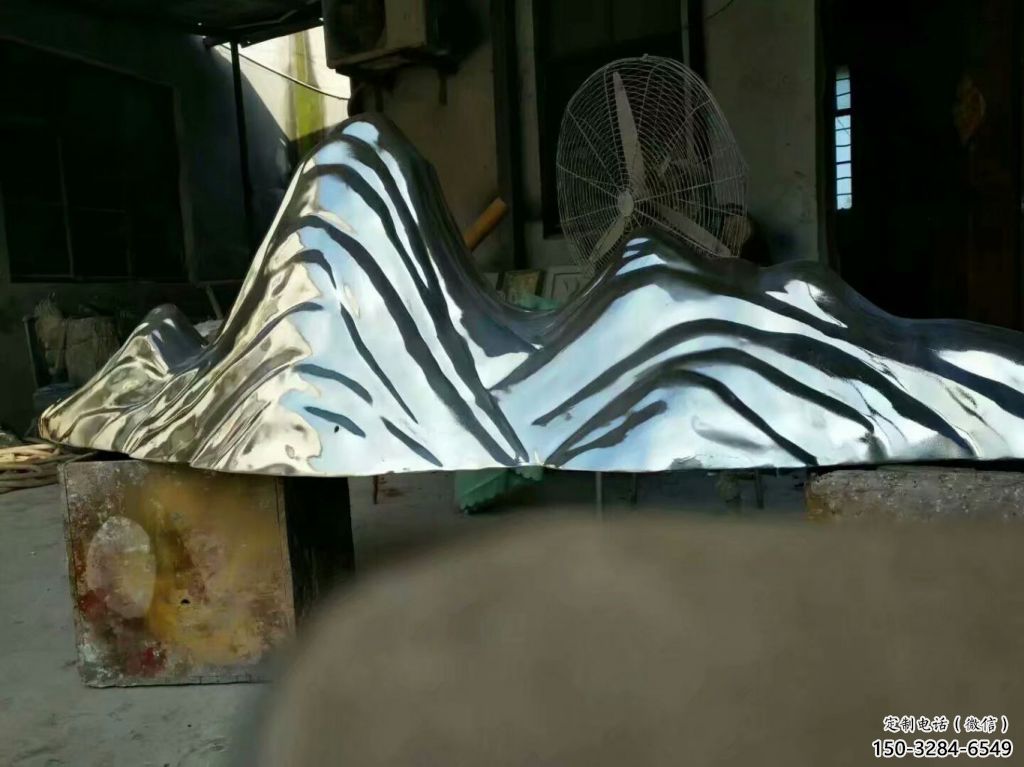 冷飲店假山雕塑,鍍銅景觀雕塑,鏡面工藝 冷飲店假山雕塑,鍍銅景觀雕塑,鏡面工藝