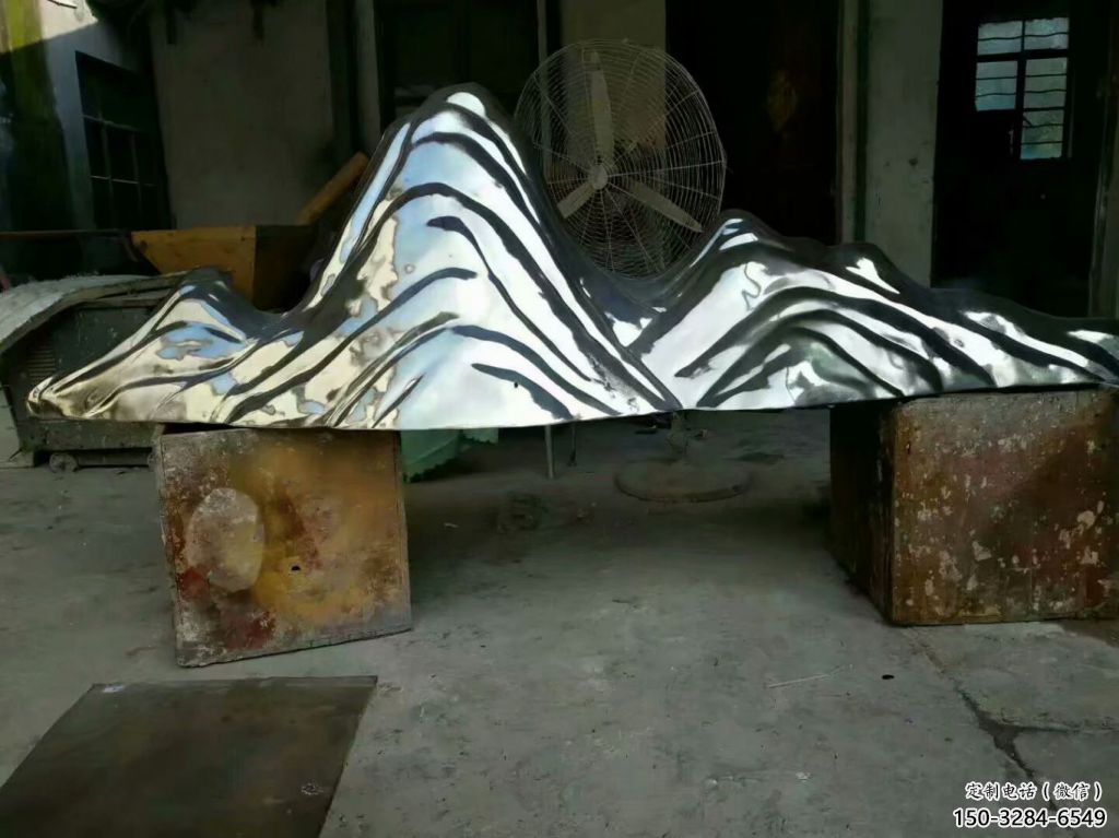 小區假山雕塑,拉絲景觀雕塑,抽象效果 小區假山雕塑,拉絲景觀雕塑,抽象效果