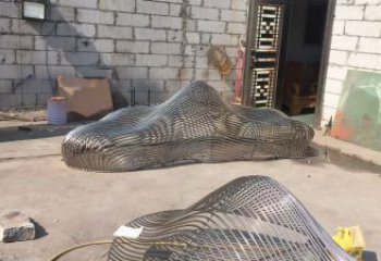 操場景觀雕塑，鏤空假山雕塑，噴砂制造