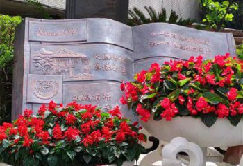 園林景觀雕塑,噴漆書籍雕塑,古銅形式