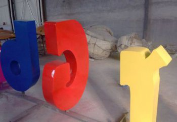 售樓部字母雕塑,噴砂發(fā)光雕塑,彩繪題材