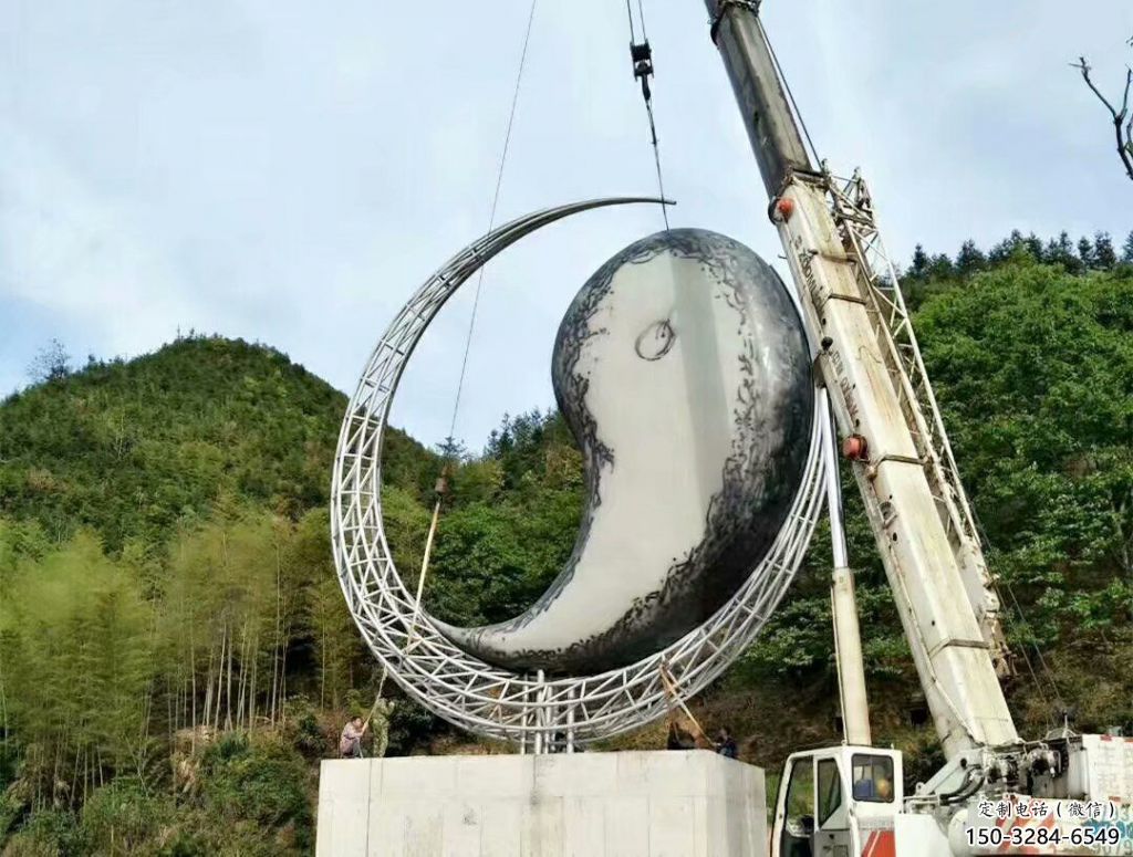 大型月亮雕塑,鍍銅景觀雕塑,鏡面工藝 大型月亮雕塑,鍍銅景觀雕塑,鏡面工藝