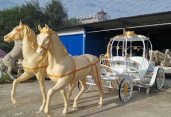 城市馬車雕塑 風(fēng)景區(qū)彩繪雕塑 抽象擺件