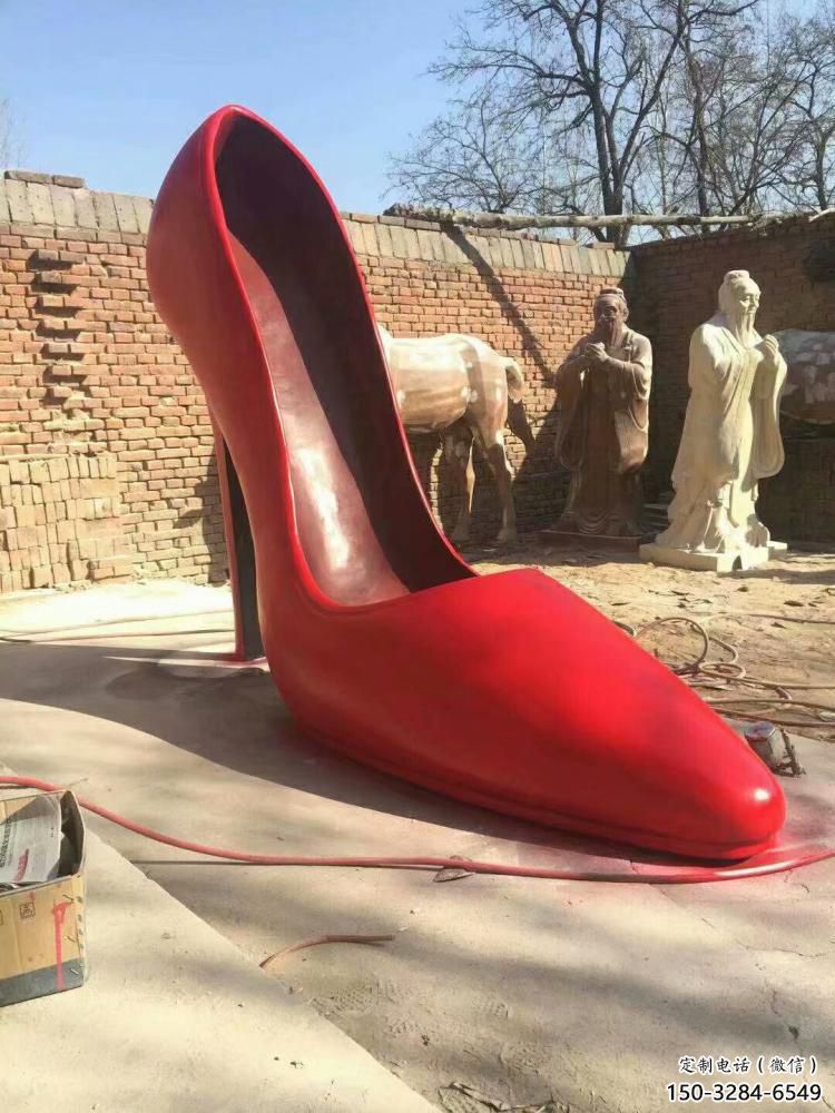 景觀高跟鞋雕塑 烤漆大型小品 酒店雕塑 景觀高跟鞋雕塑 烤漆大型小品 酒店雕塑