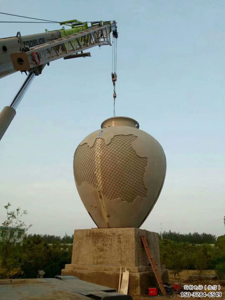 庭院瓶子雕塑 公園草地小品 鍛造雕塑 庭院瓶子雕塑 公園草地小品 鍛造雕塑