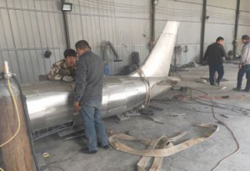 房地產飛機雕塑 現代景觀擺件 幾何雕塑