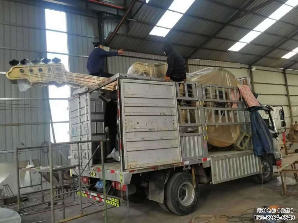 鋼管吉他雕塑 異形噴水小品 農村雕塑 鋼管吉他雕塑 異形噴水小品 農村雕塑