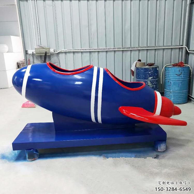 大門口火箭雕塑 發(fā)光公園小品 仿真雕塑 大門口火箭雕塑 發(fā)光公園小品 仿真雕塑