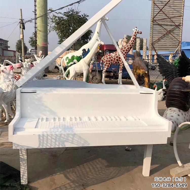 鋼琴雕塑 景觀校園小品 商業街雕塑 鋼琴雕塑 景觀校園小品 商業街雕塑