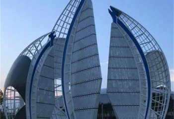 燈光船艇雕塑 懸空餐飲店小品 商業(yè)街雕塑