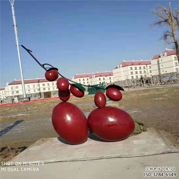 噴漆紅棗雕塑 中式村口水果雕塑 草地雕塑 噴漆紅棗雕塑 中式村口水果雕塑 草地雕塑
