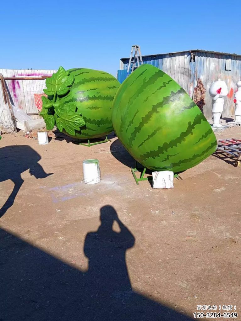 創意西瓜雕塑 步行街店門口雕塑 果蔬小品 創意西瓜雕塑 步行街店門口雕塑 果蔬小品
