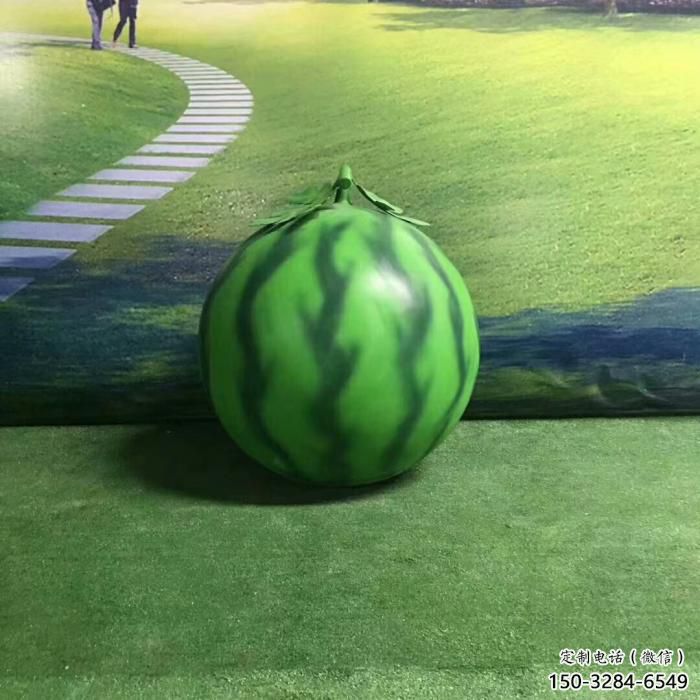 商業(yè)街西瓜雕塑 烤漆果蔬雕塑 彩繪水果雕塑 商業(yè)街西瓜雕塑 烤漆果蔬雕塑 彩繪水果雕塑