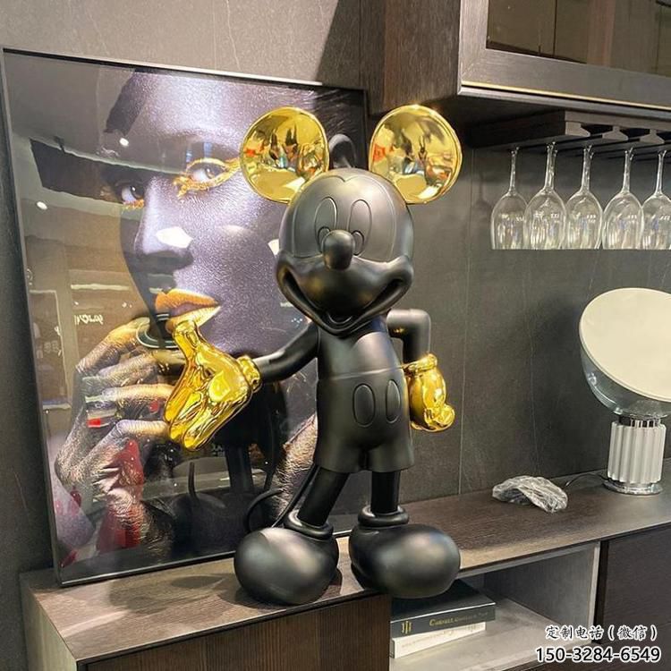 唐老鴨雕塑 大型別墅區(qū)卡通雕塑 農(nóng)村動(dòng)漫雕塑 唐老鴨雕塑 大型別墅區(qū)卡通雕塑 農(nóng)村動(dòng)漫雕塑