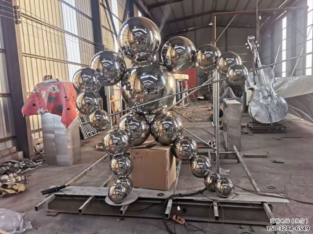 售樓處機器人雕塑廠 商業街雕塑 卡通擺件 售樓處機器人雕塑廠 商業街雕塑 卡通擺件