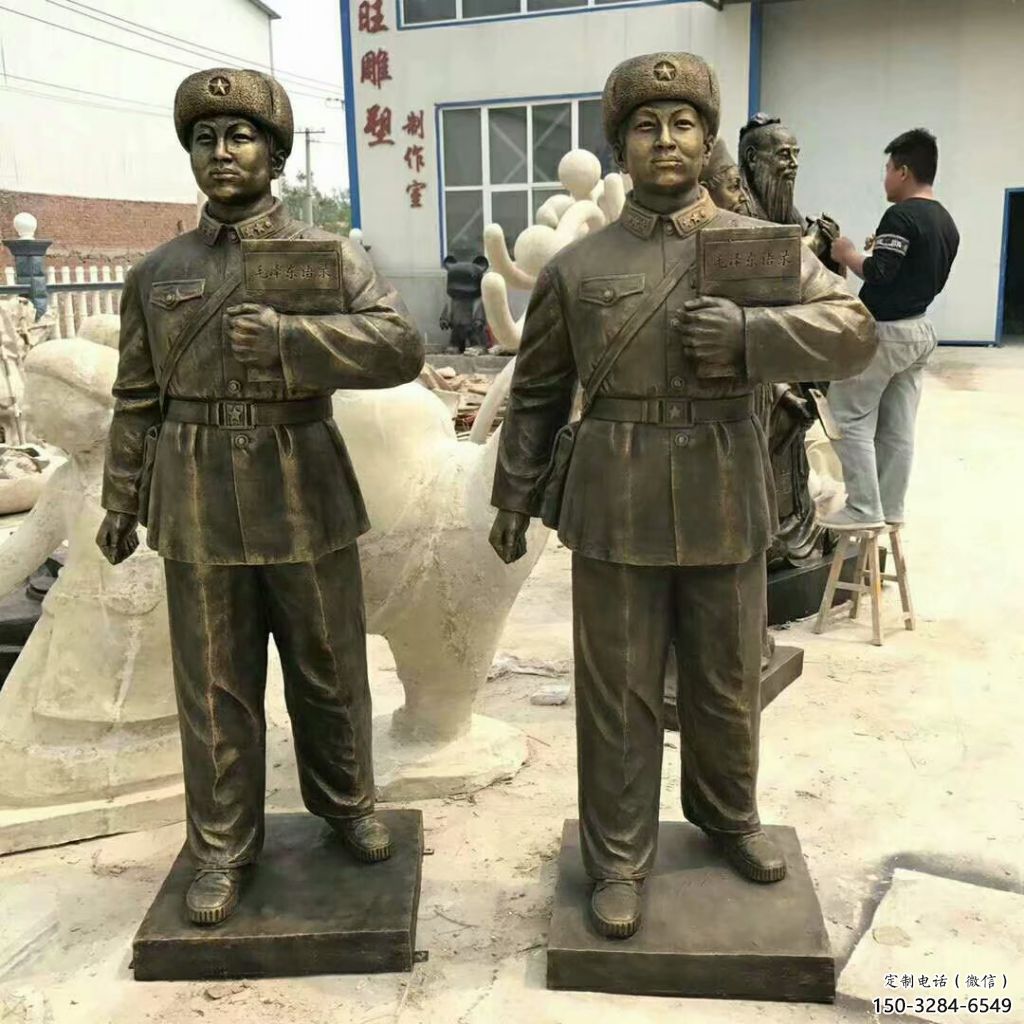 大型雷鋒雕塑 歐式步行街人物雕塑 彩繪英雄雕塑 大型雷鋒雕塑 歐式步行街人物雕塑 彩繪英雄雕塑