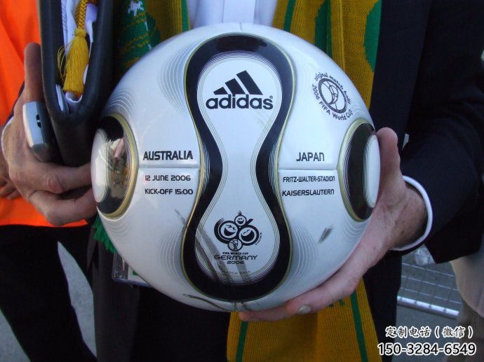 仿真足球雕塑 現(xiàn)代球體雕塑 部隊(duì)球類雕塑 仿真足球雕塑 現(xiàn)代球體雕塑 部隊(duì)球類雕塑