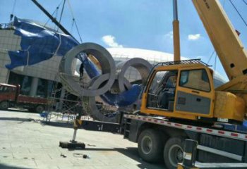 運動場建筑雕塑，不銹鋼五環雕塑，烤漆建筑