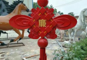 操場中國結(jié)雕塑廠家，烤漆工藝制作，民俗文化標(biāo)識