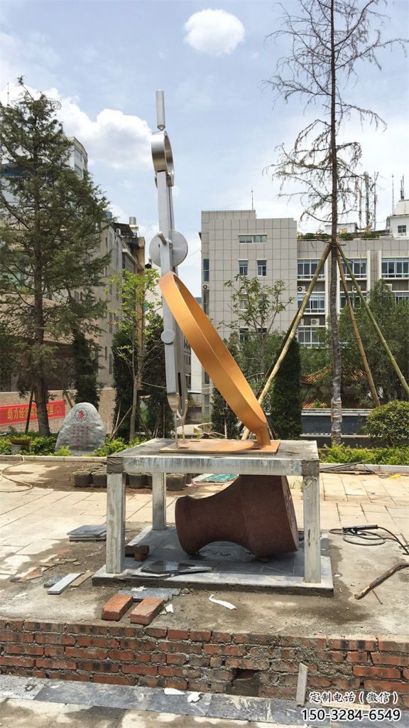 大型圓規(guī)雕塑 歐式步行街標(biāo)識雕塑 彩繪景觀雕塑 大型圓規(guī)雕塑 歐式步行街標(biāo)識雕塑 彩繪景觀雕塑