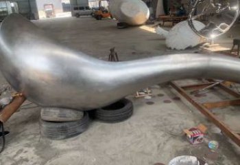 草地湯匙雕塑廠家 現代校園雕塑 大型勺子雕塑